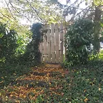 Maisonnette Perchee Au Coeur De La Nature