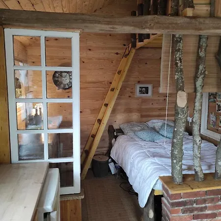 Homestay Maisonnette Perchee Au Coeur De La Nature