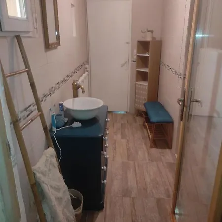 Accommodatie bij particulieren Maisonnette Perchee Au Coeur De La Nature Allonnes (Sarthe)