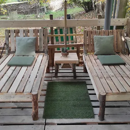 Maisonnette Perchee Au Coeur De La Nature Accommodatie bij particulieren *