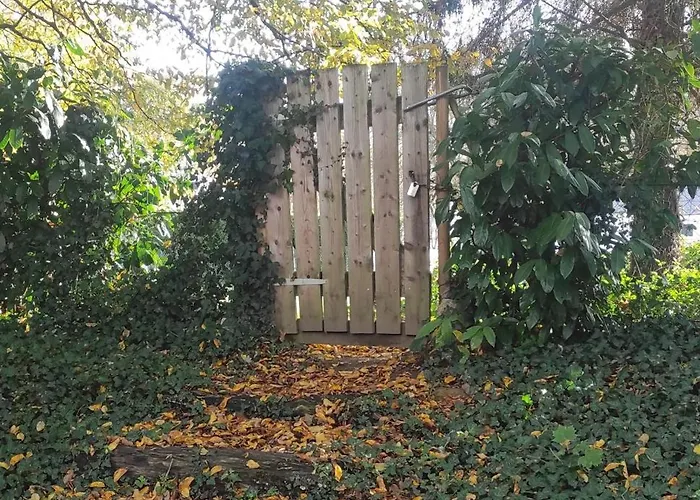 Maisonnette Perchee Au Coeur De La Nature